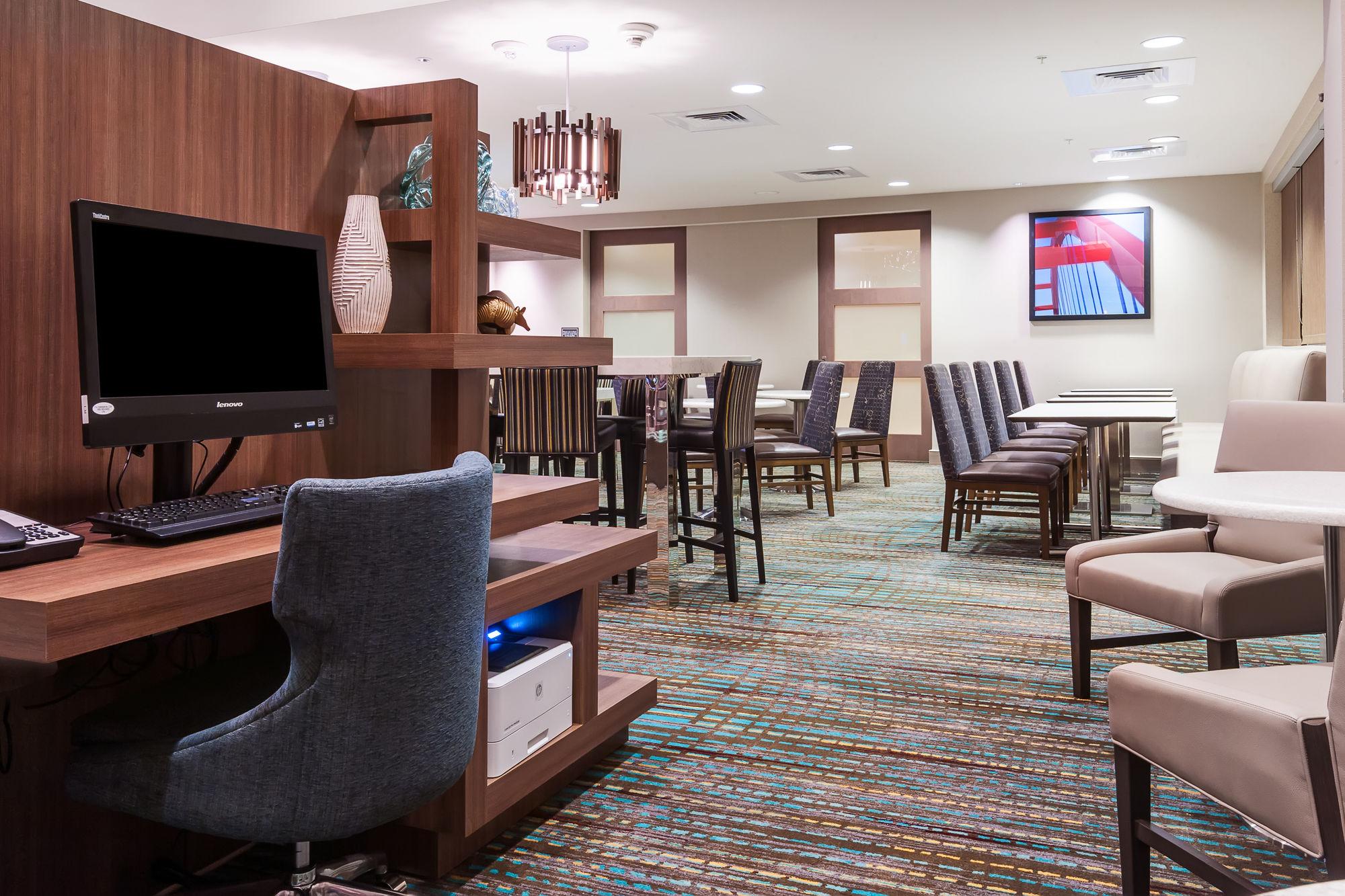 Residence Inn By Marriott Austin Airport Екстер'єр фото